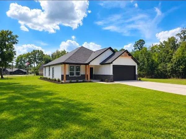 1303 Red Fox Drive, Houston, TX 77532