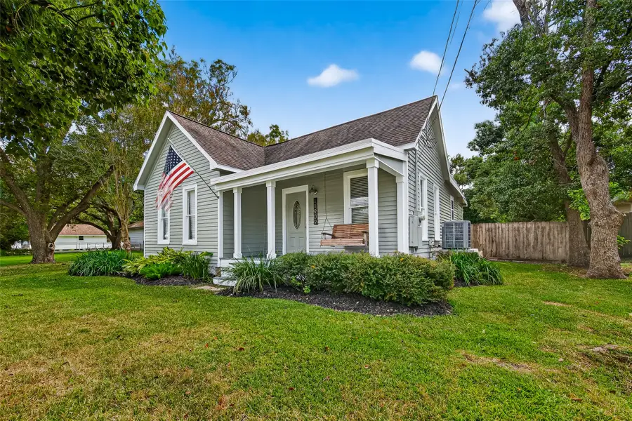 11909 22nd Street, Santa Fe, TX 77510 - Image #2