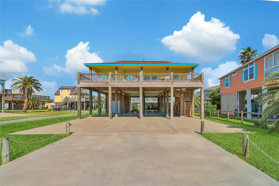 2019 Vista Dr Drive, Crystal Beach, TX 77650 - #2