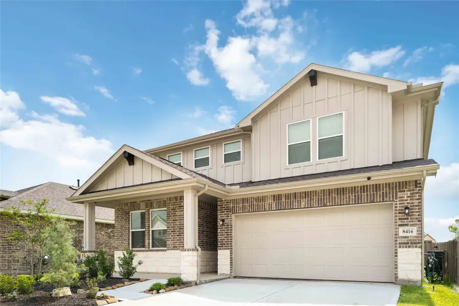 8414 Bay Ridge Circle, Baytown, TX 77523 - Image #2