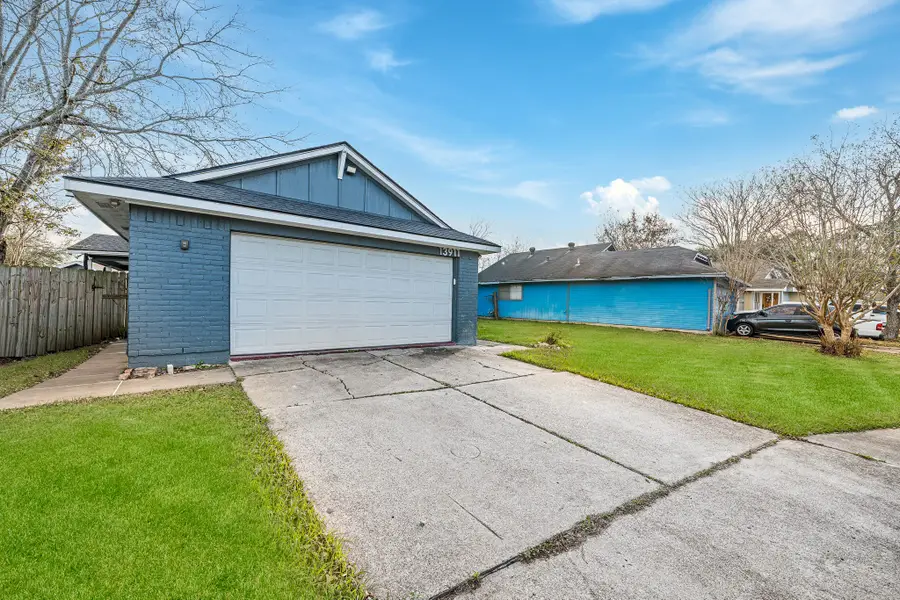 13911 Clear Forest Drive, Sugar Land, TX 77498 - Image #2