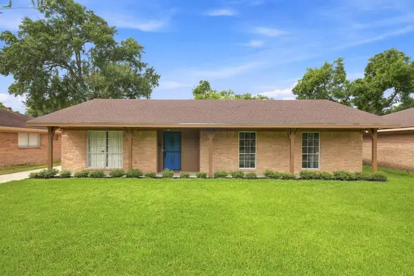 5910 High Star Drive, Houston, TX 77081