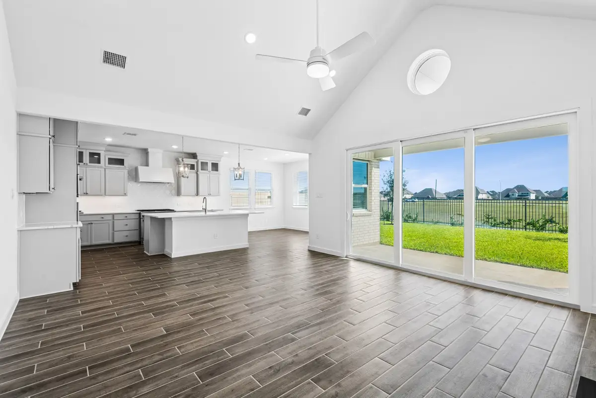 12822 Old Fashion Circle, Monterey Belvieu, TX 77535 - #1