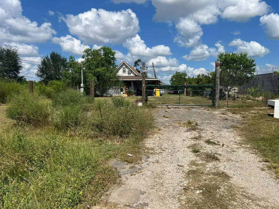 756 County Road 5003, Cleveland, TX 77327 - #2