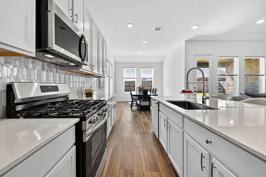 2618 Jasper Oaks Drive, Rosharon, TX 77583 - Image #3