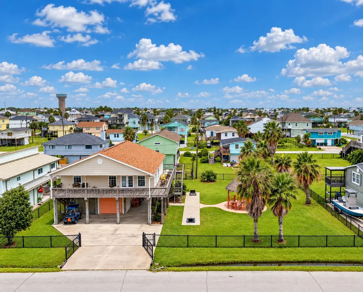 4102 Jackson Drive, Galveston, TX 77554 - #1