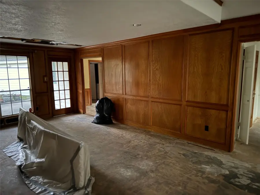 11410 Galbreath Drive, Houston, TX 77066 - Image #2