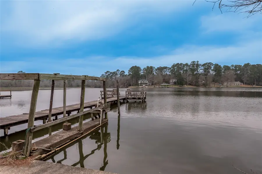 202 Sunset Lake Road, Huntsville, TX 77340 - #2