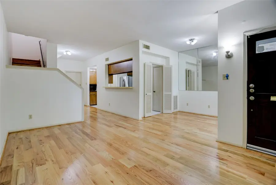 6723 Belmont Street, Houston, TX 77005 - Image #2