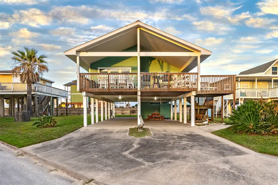 16906 Beachcomber Drive, Jamaica Beach, TX 77554 - #2