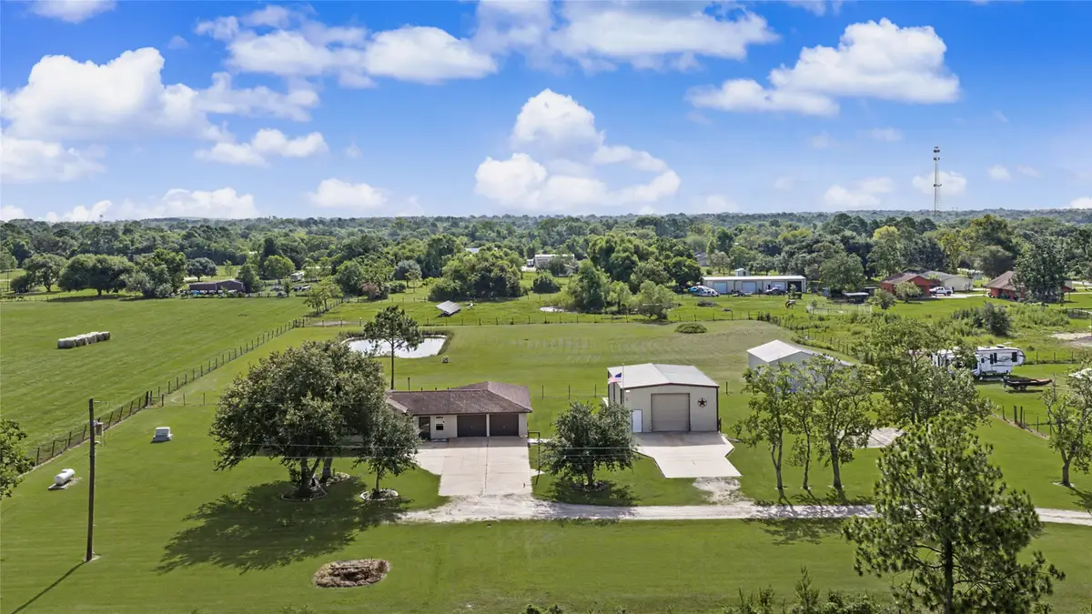 5717 Avenue U Street, Santa Fe, TX 77517 - #1