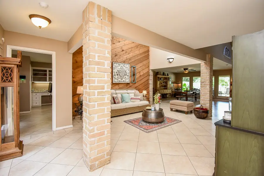 3830 E Creek Club Drive, Missouri City, TX 77459 - Image #3