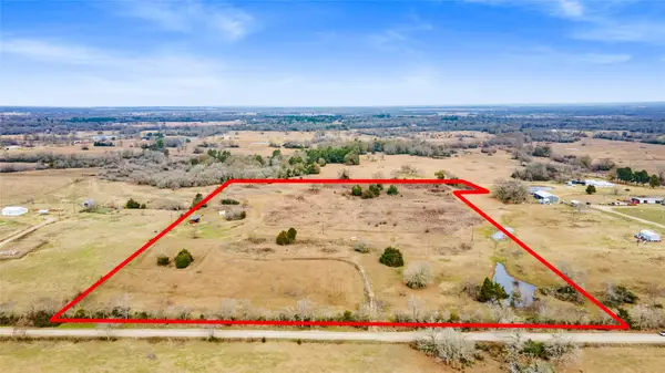 3484 Hackett Branch Road, Midway, TX 75852
