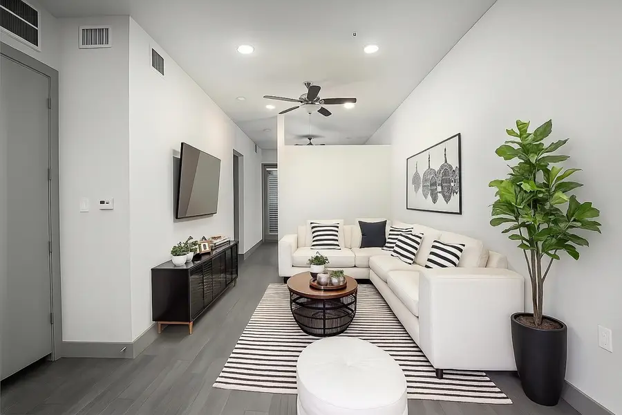 4509 Mount Vernon Street #23, Houston, TX 77006 - Image #3