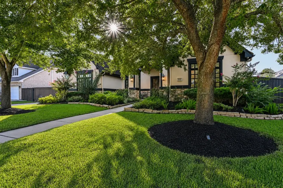 1321 Stoney Lake Drive, Friendswood, TX 77546 - #2
