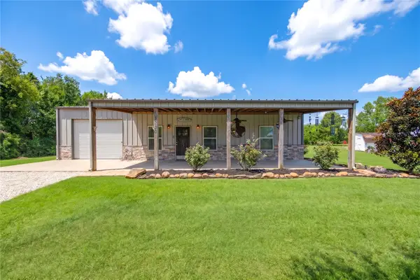 2518 Main Street, Liverpool, TX 77577