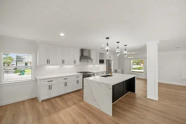 4302 Wigton Drive, Houston, TX 77096