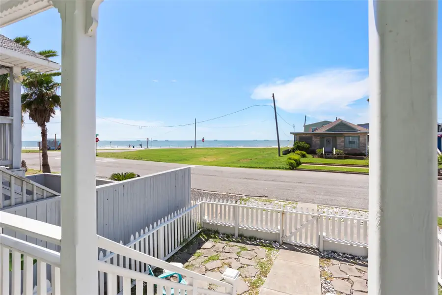 1208 Ursuline St Street, Galveston, TX 77550 - Image #2