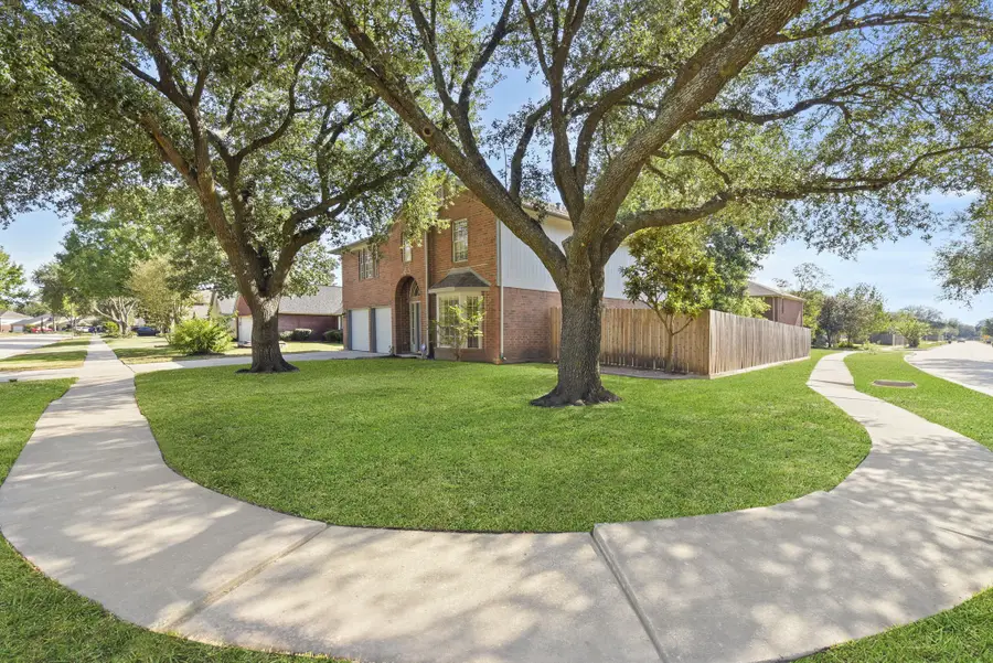 4911 Silver Fox Drive, Houston, TX 77066 - #3