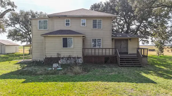 676 County Road 426, El Campo, TX 77437