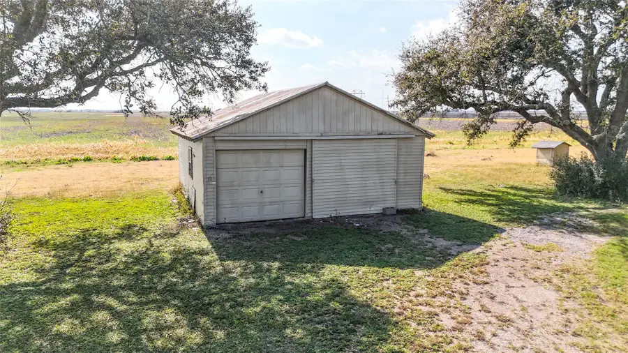 676 County Road 426, El Campo, TX 77437 - #3