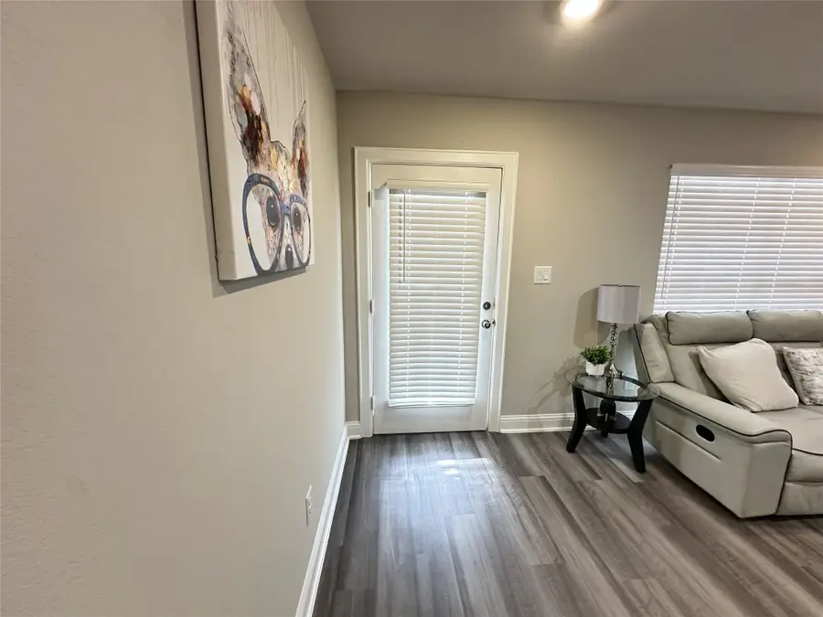203 S 5th Street, Highlands, TX 77562 - #3