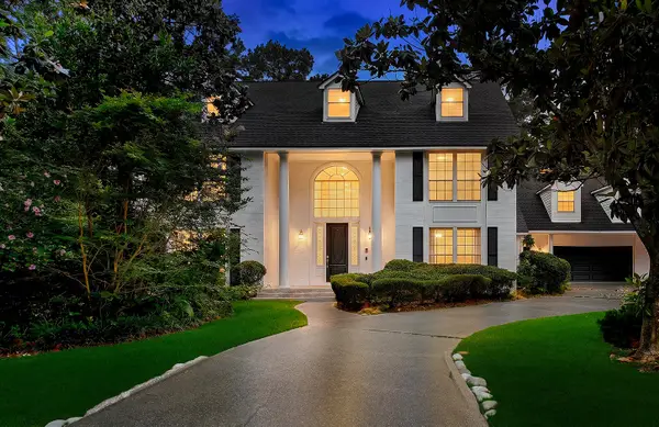10409 Treeridge Place, The Woodlands, TX 77380