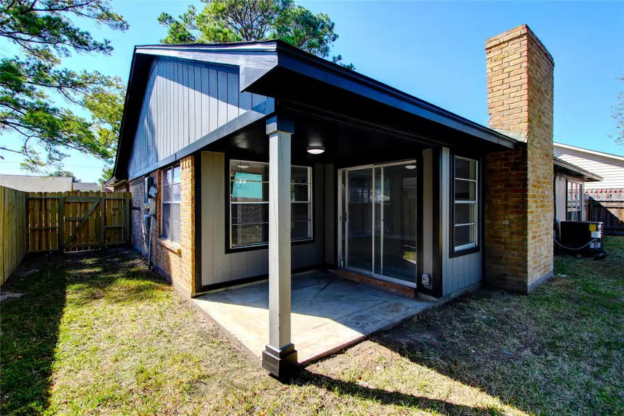 6830 Desert Rose Lane, Houston, TX 77086 - Image #2