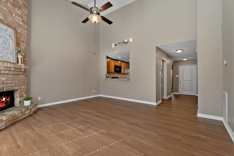 12226 Wild Pine Drive #B, Houston, TX 77039 - Image #3