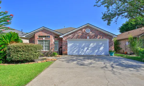 422 Cherry Laurel Drive, Tomball, TX 77375