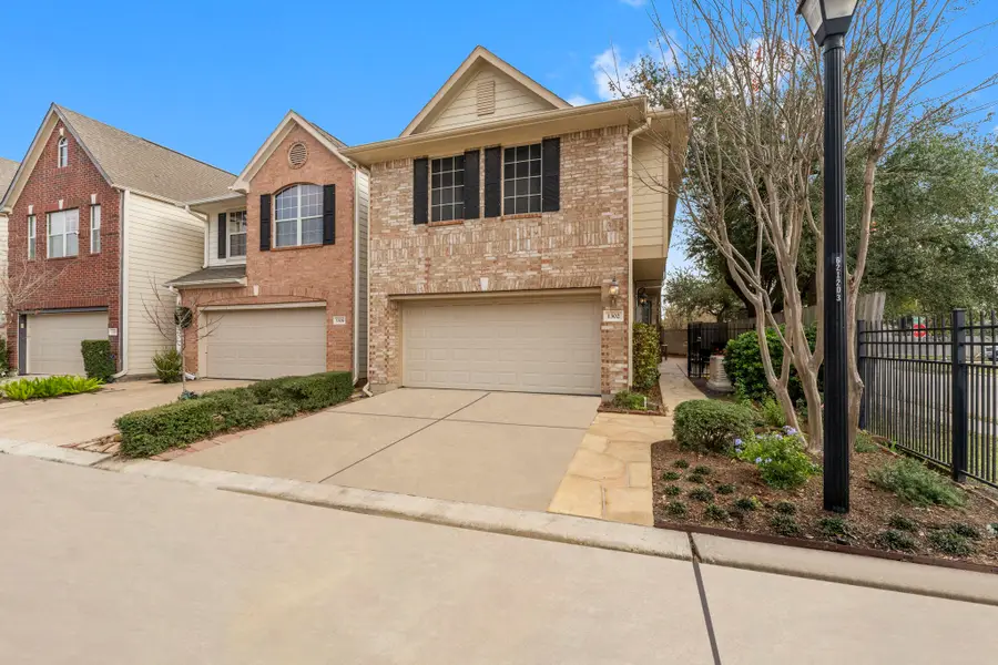 1302 Ella Place, Houston, TX 77008 - Image #2