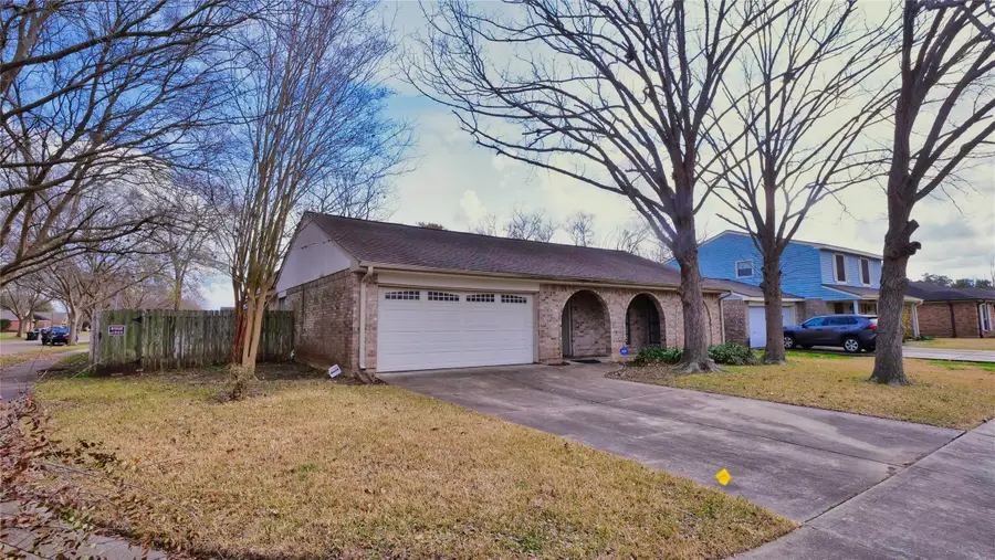 2915 Mesquite Drive, Sugar Land, TX 77479 - #2