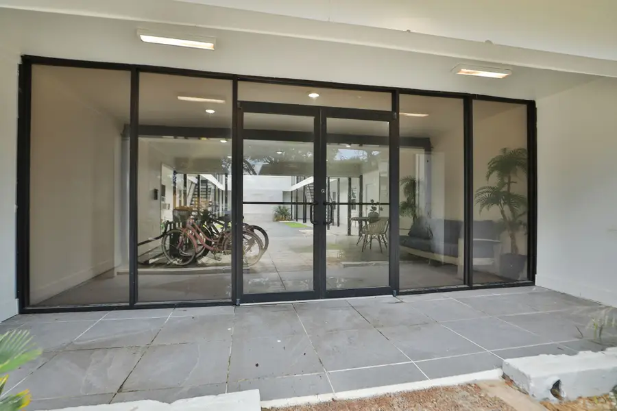 712 Ball St, Galveston, TX 77550 - Image #3