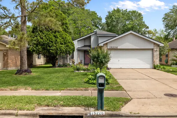 15226 Loma Paseo Drive, Houston, TX 77083
