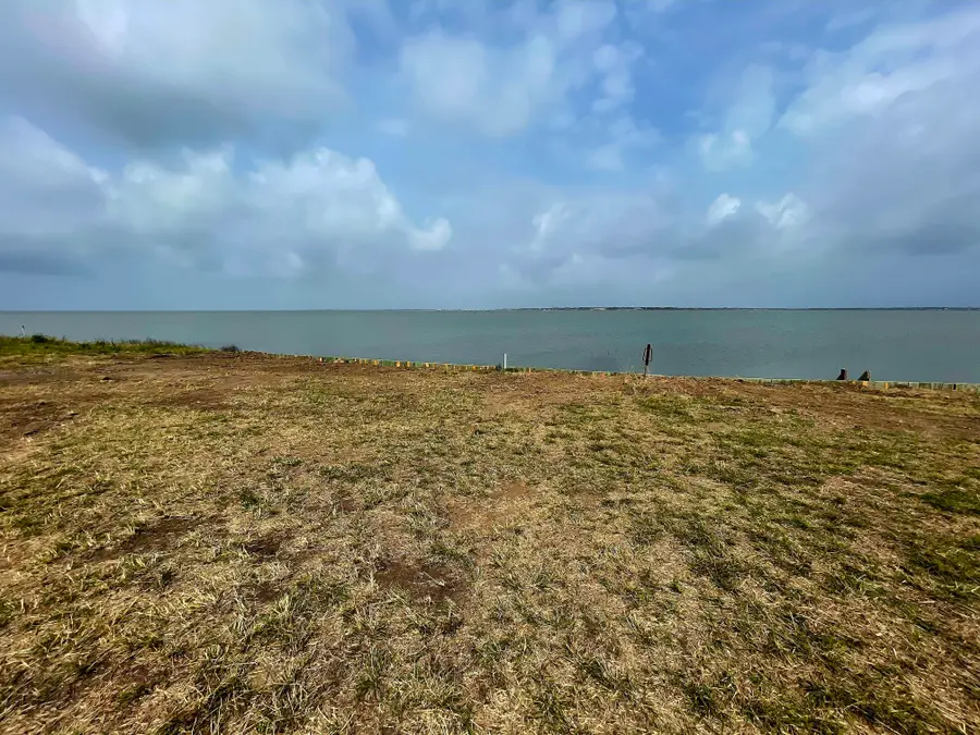 1780 County Road 372 Road, Palacios, TX 77465 - Image #3