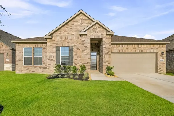 2032 Blue Mar Drive, Brookshire, TX 77423