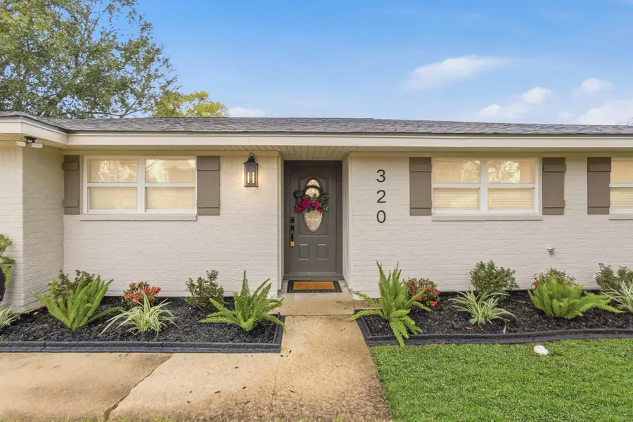 320 Meadow Drive, Bridge City, TX 77611 - Image #2