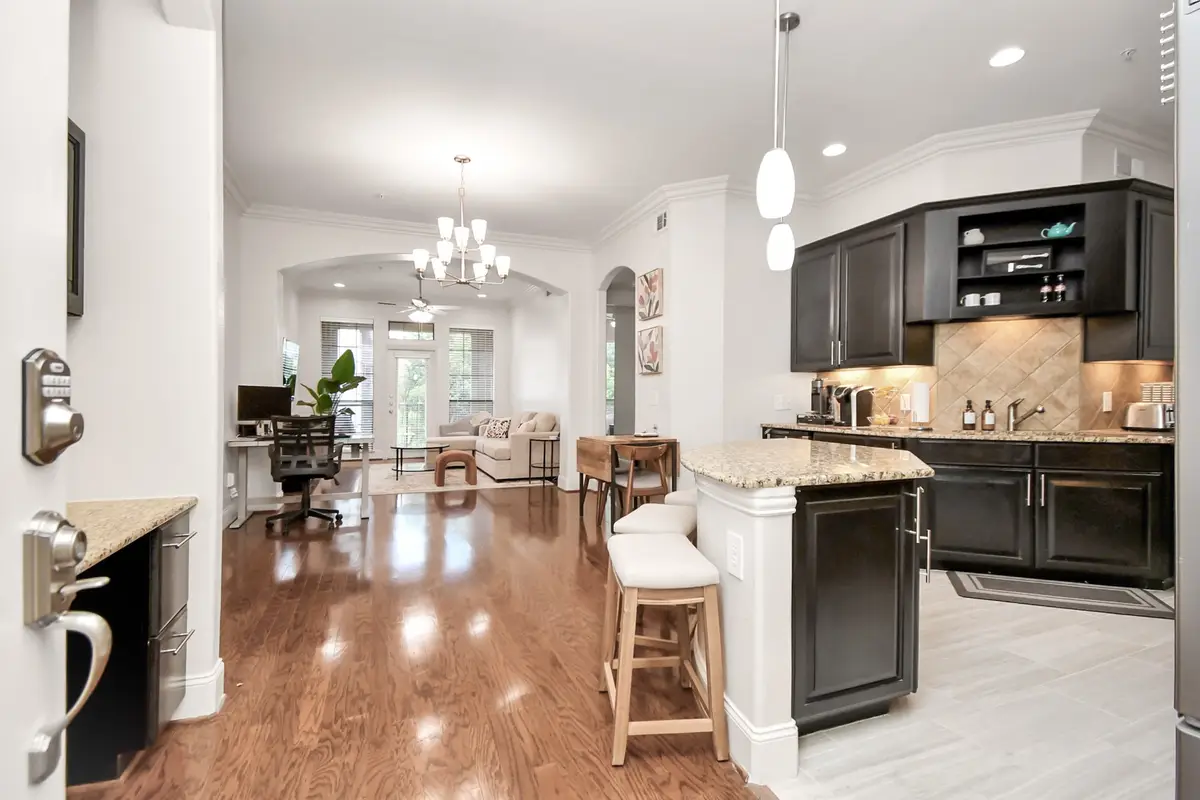 2120 Kipling Street #306, Houston, TX 77098 - Image #1