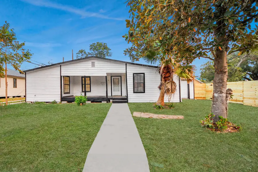 2409 Avenue K, Rosenberg, TX 77471 - Image #2