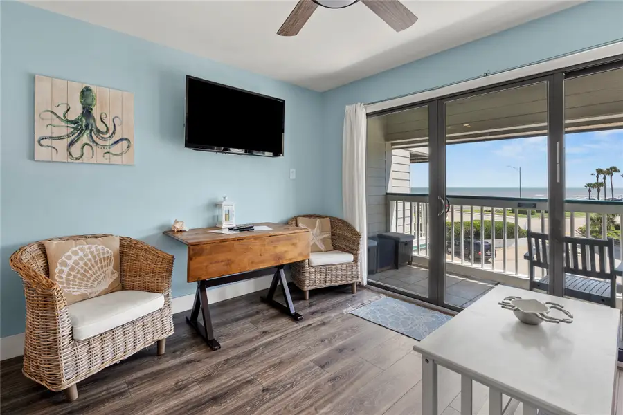 6102 Seawall Boulevard #208, Galveston, TX 77551 - Image #2