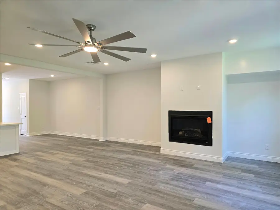 12809 Andromeda Ct, Willis, TX 77318 - Image #2