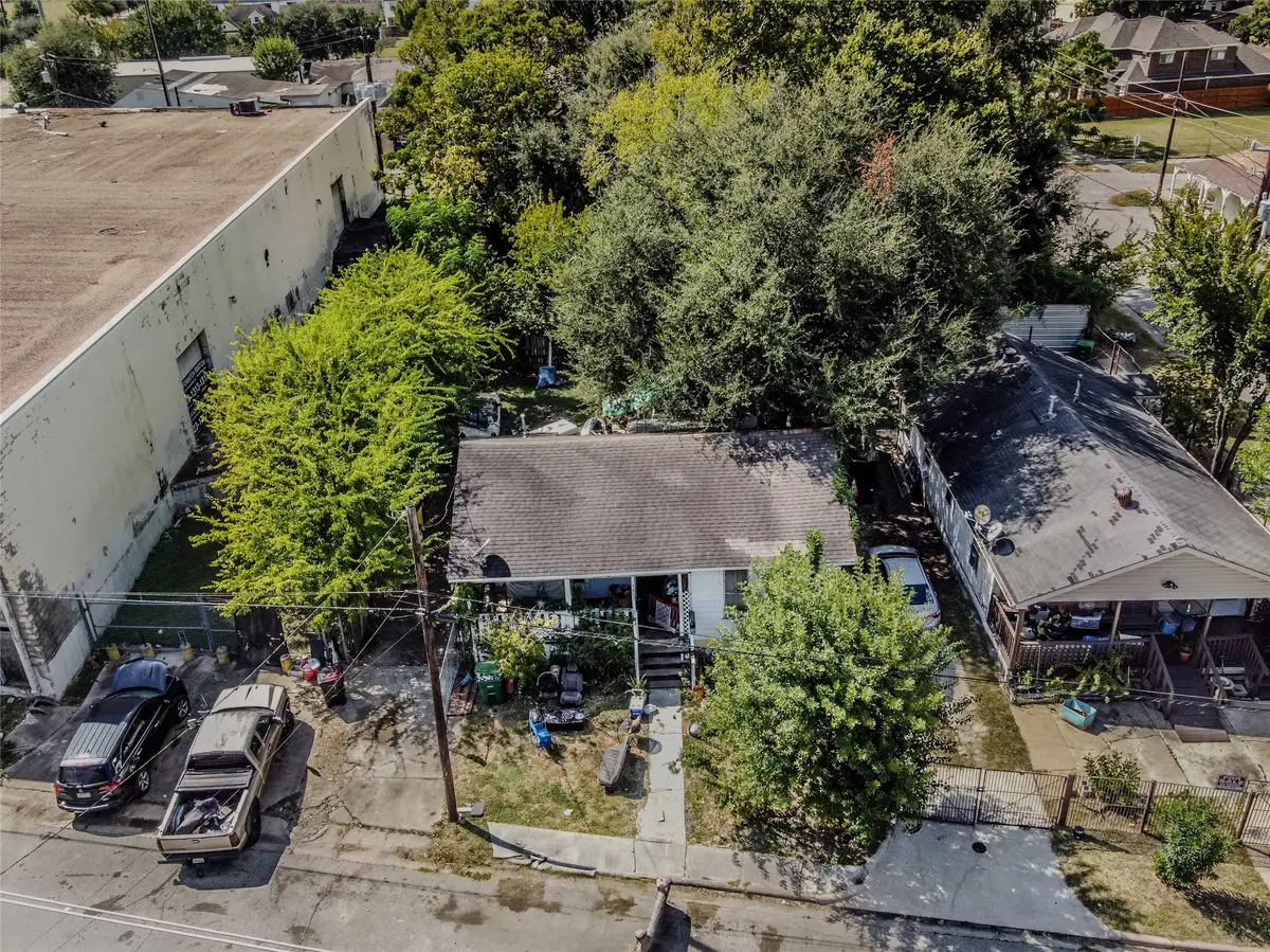 1517 Chapman Street, Houston, TX 77009 - Image #1