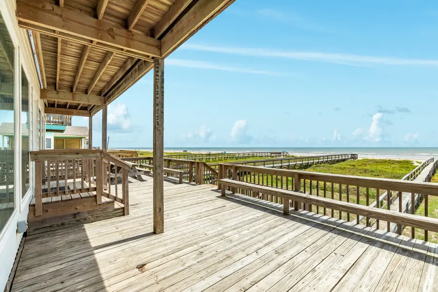 2402 Bluewater Highway, Surfside Beach, TX 77541 - Image #3