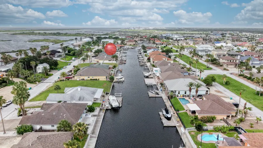 950 S Bay Street, Aransas Pass, TX 78336 - #2