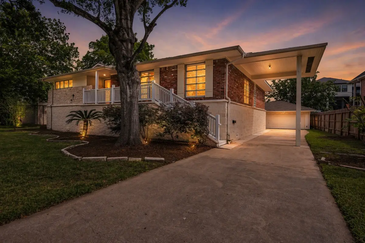 4715 Braesvalley Drive, Houston, TX 77096 - #1