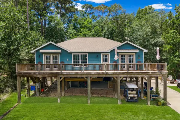 241 Whisperwood Drive, Onalaska, TX 77360
