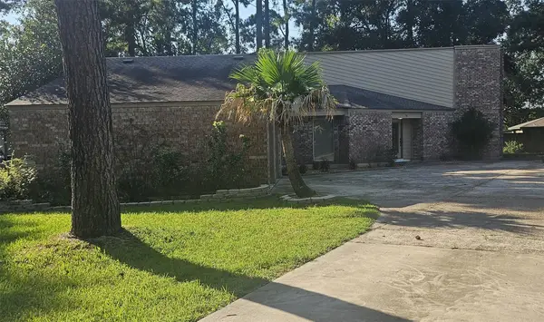 74 Oak Grove Lane, Conroe, TX 77304