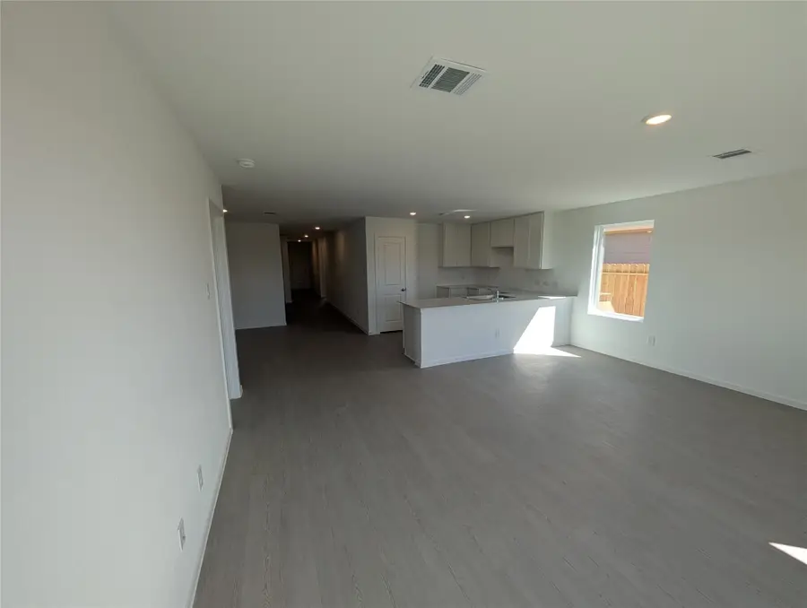 314 Nicholas Road, Wharton, TX 77488 - Image #2