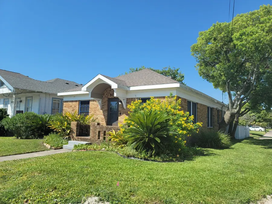 2301 45th Street, Galveston, TX 77551 - #2