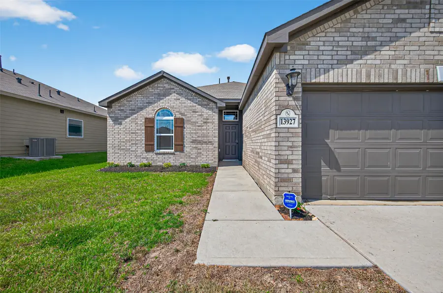 13927 Katlin Road, Conroe, TX 77306 - Image #3